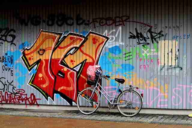 每日大赛吃瓜创举:64步揭开话题热度